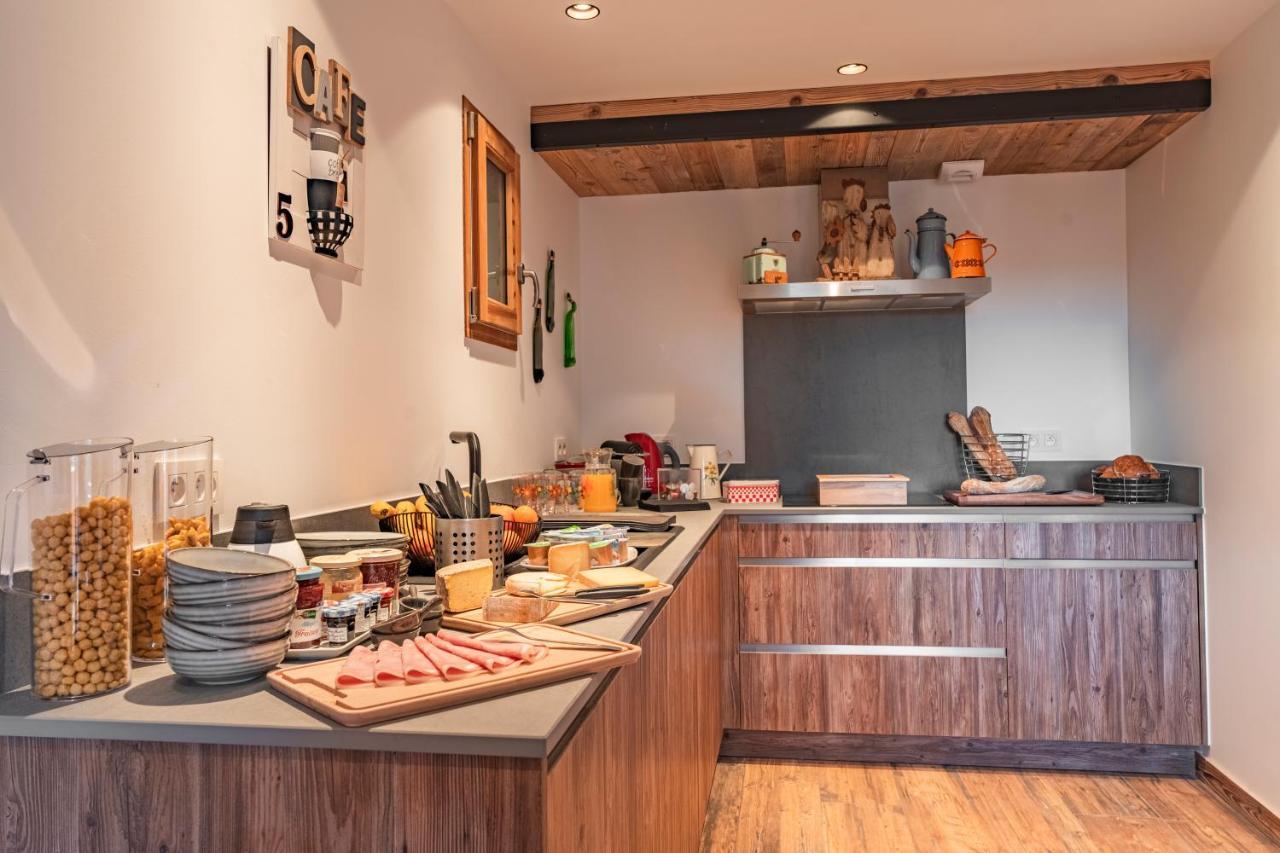 لي جيه Chalet Charming B And B المظهر الخارجي الصورة