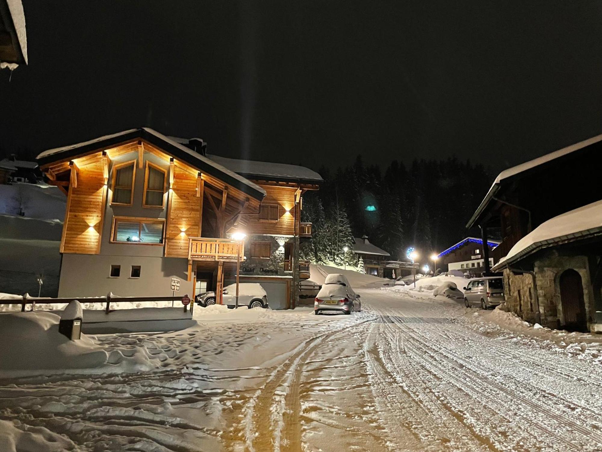 لي جيه Chalet Charming B And B المظهر الخارجي الصورة